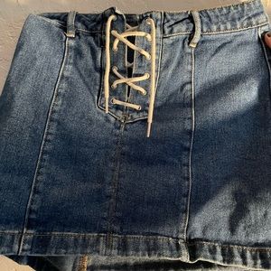 Kendall & Kylie Adorable Denim Skirt